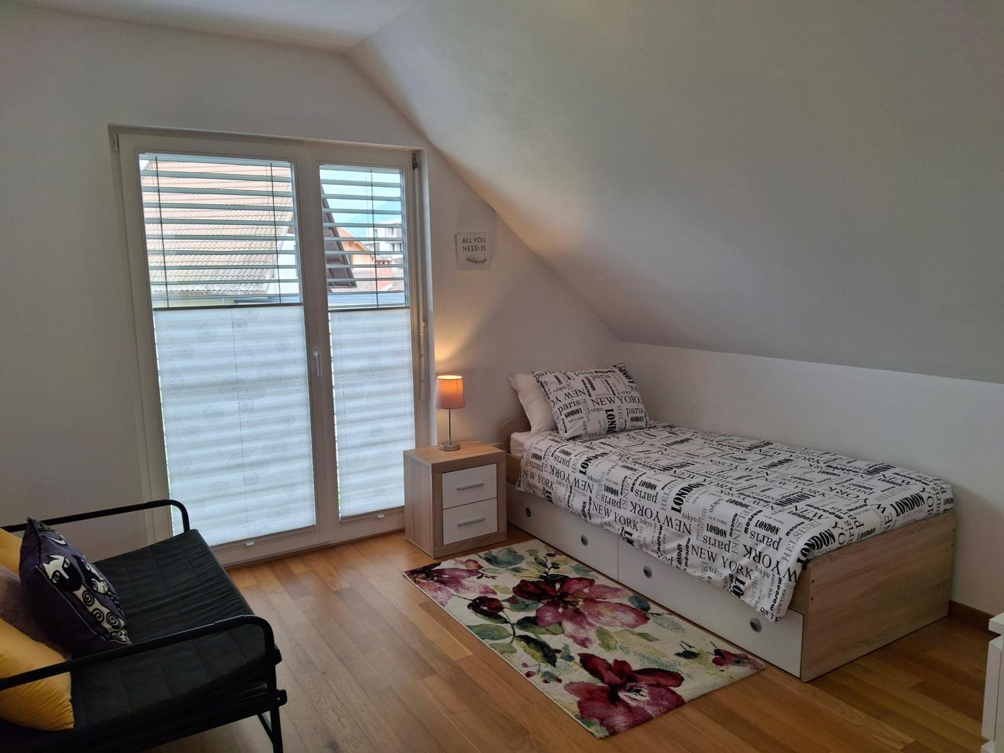 רדובליצ'ה Spacious Family Home Near Bled - Modern & Cozy מראה חיצוני תמונה